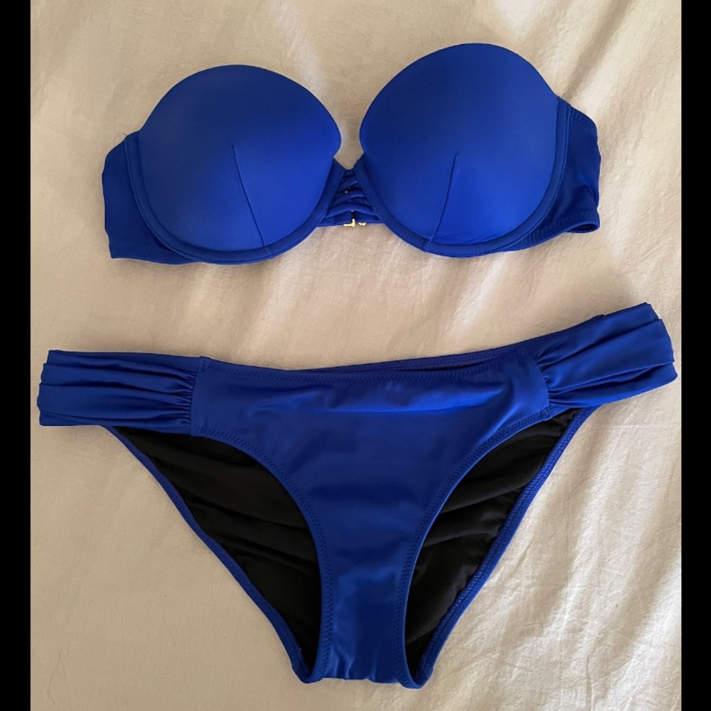 Navy Blue Victoria Secret bikini bottoms small top 32C
